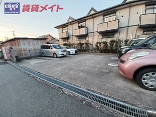 グロリアス雅の物件外観写真